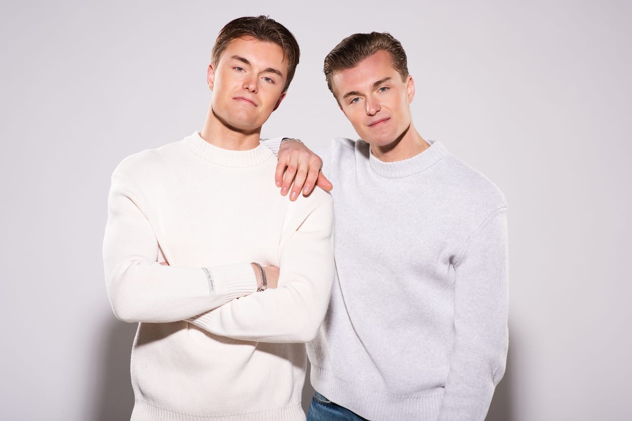 @theskybrothers